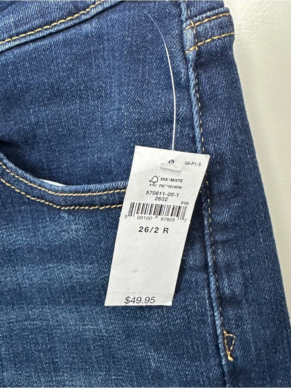 GAP Dark Indigo Rolled-Hem Denim Shorts - Picture 3 of 7